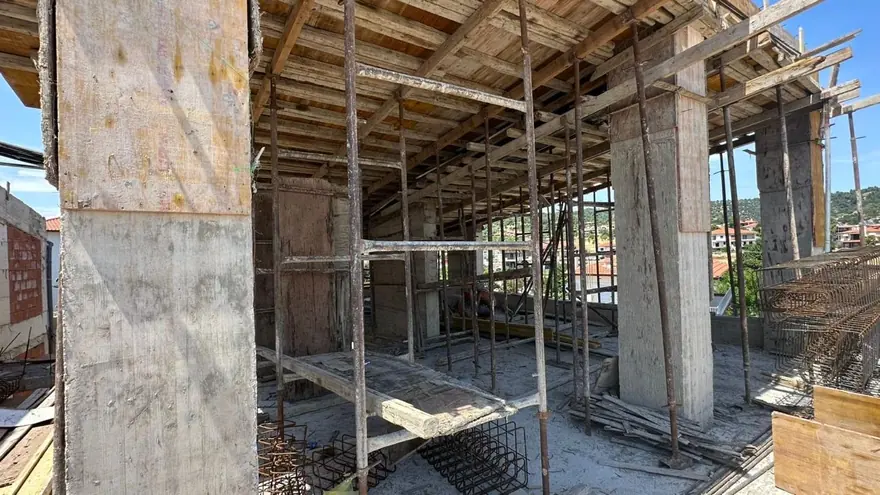 Blue Breeze construction, phase 01