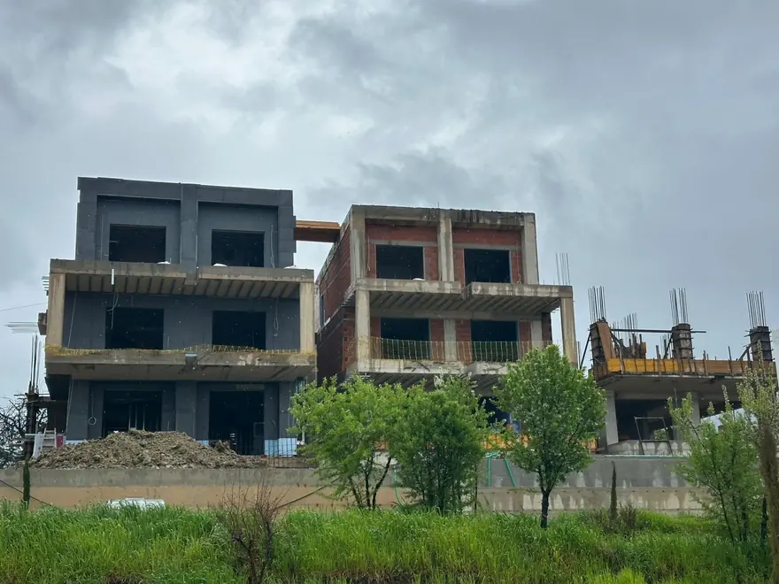 Blue Breeze construction, phase 01