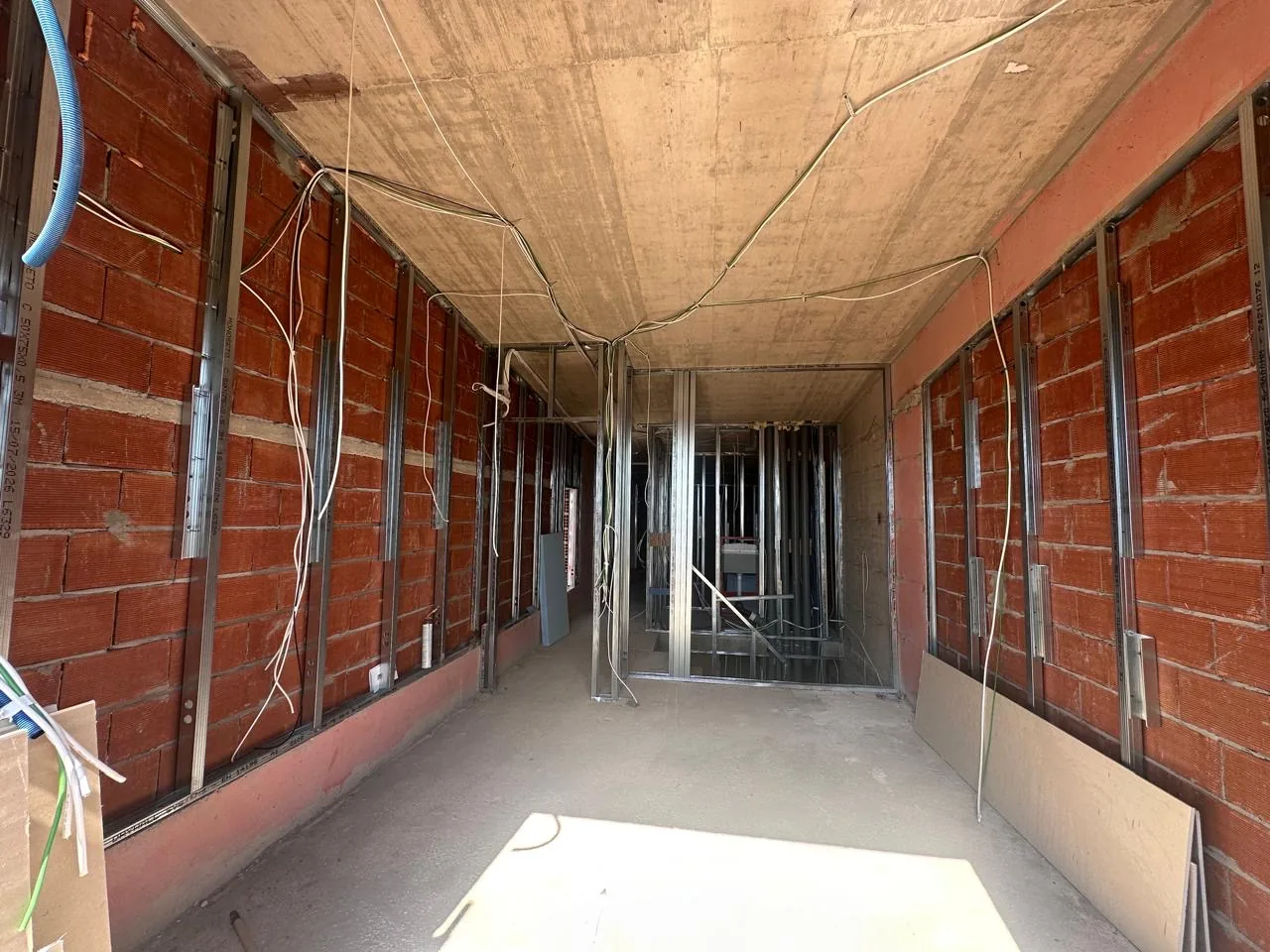 Blue Breeze construction, phase 04